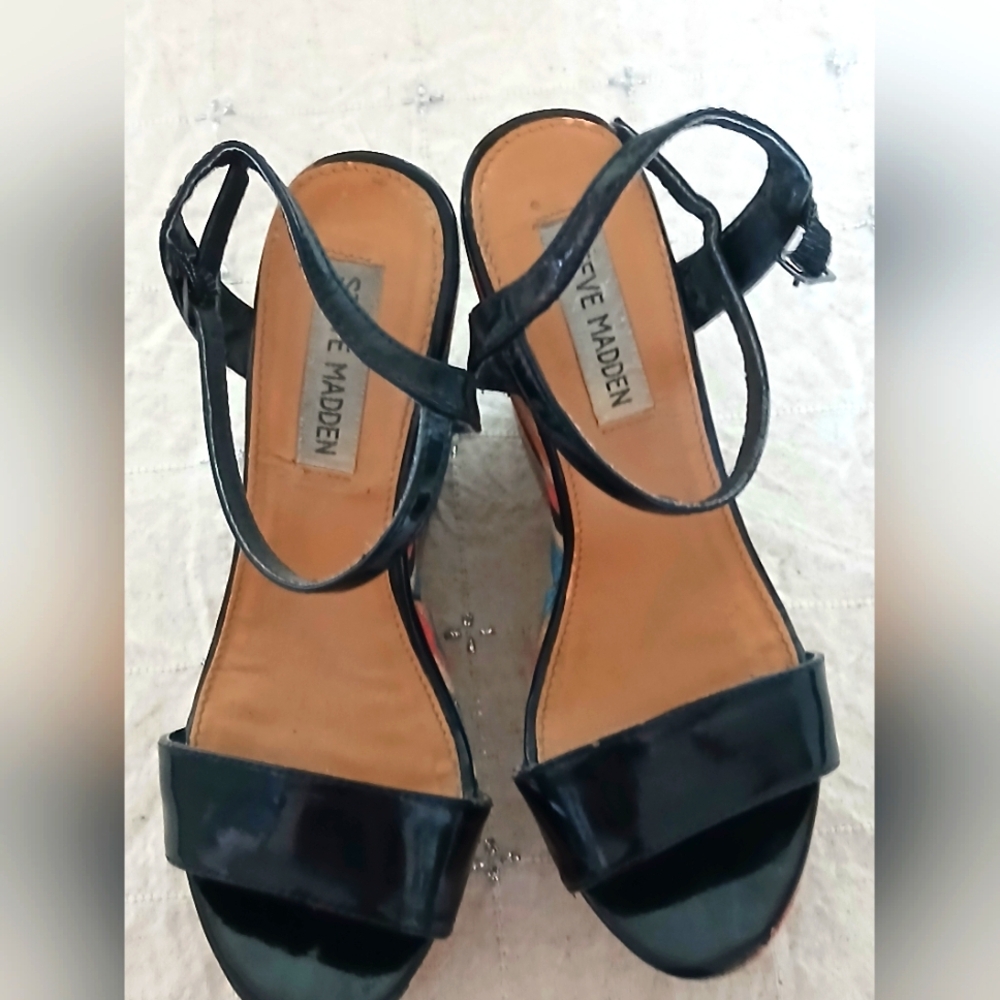 Steve Madden Glossy Black Women's Sandals
